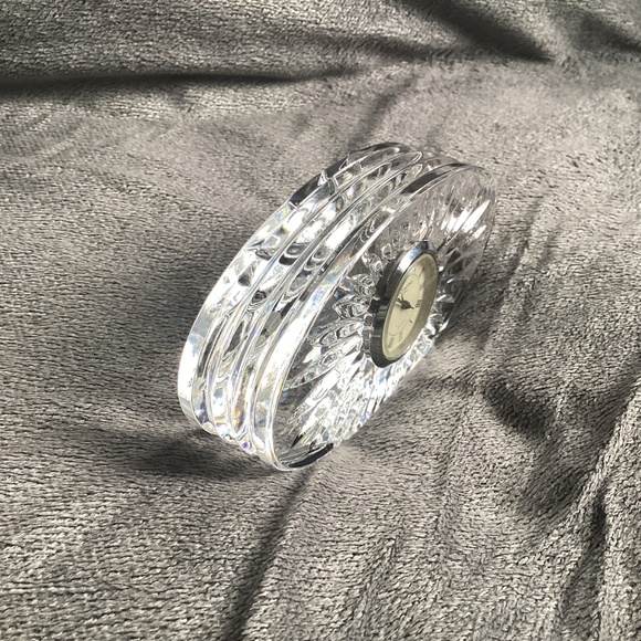 VINTAGE WATERFORD SHERIDAN SMALL TABLE TOP OVAL CRYSTAL CLOCK - Picture 3 of 11